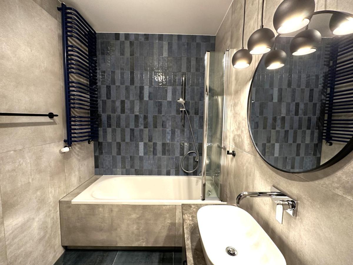 Apartament Lotnisko Chopina Warsaw Airport Dış mekan fotoğraf