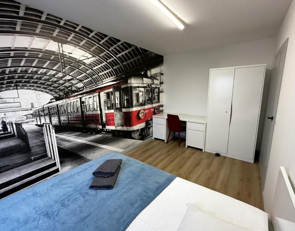 Apartament Lotnisko Chopina Warsaw Airport Dış mekan fotoğraf