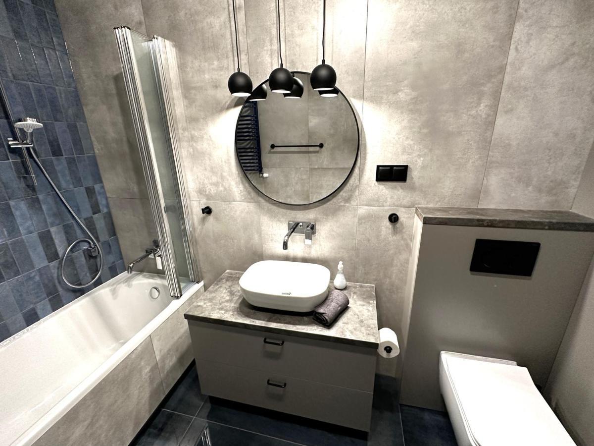 Apartament Lotnisko Chopina Warsaw Airport Dış mekan fotoğraf