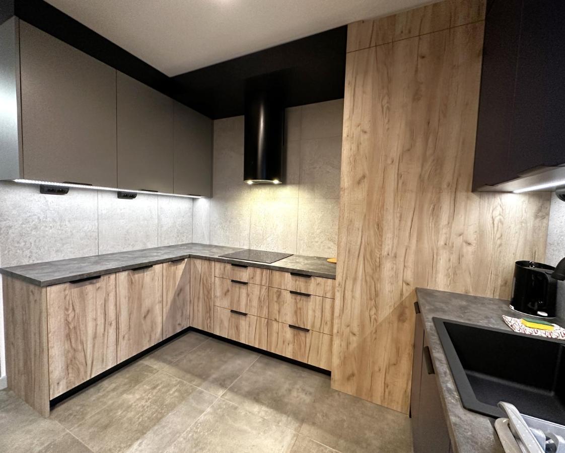 Apartament Lotnisko Chopina Warsaw Airport Dış mekan fotoğraf