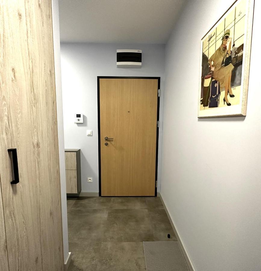 Apartament Lotnisko Chopina Warsaw Airport Dış mekan fotoğraf