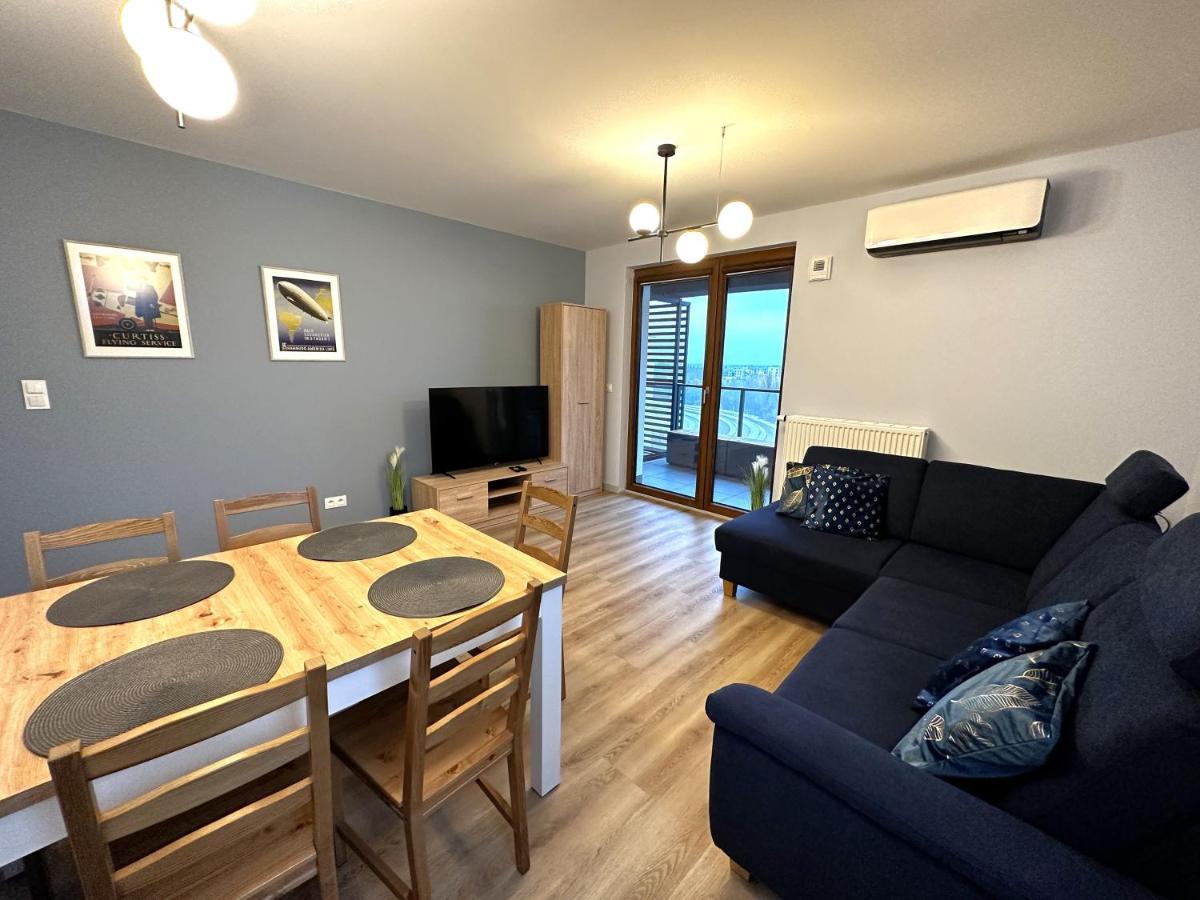Apartament Lotnisko Chopina Warsaw Airport Dış mekan fotoğraf