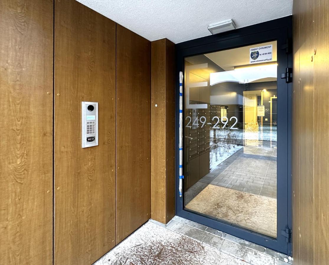 Apartament Lotnisko Chopina Warsaw Airport Dış mekan fotoğraf